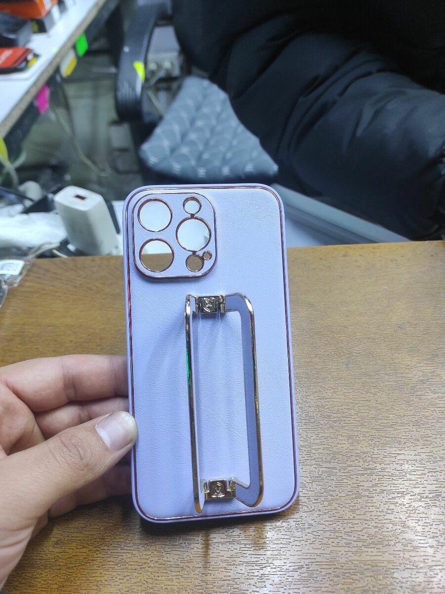 Чехол на Айфон 13 про