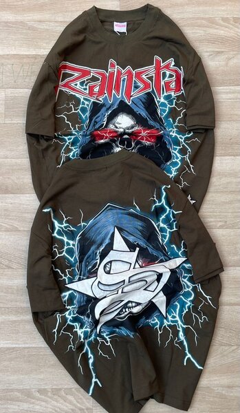 Tee-shirt à capuche graphique