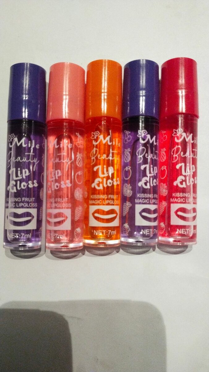 Transparent Lip Gloss