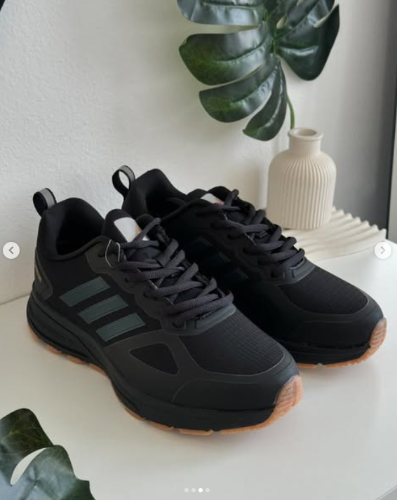 Зимние Термо Кроссовки Adidas черные