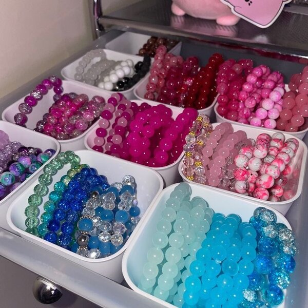Bracelets en perles colorées
