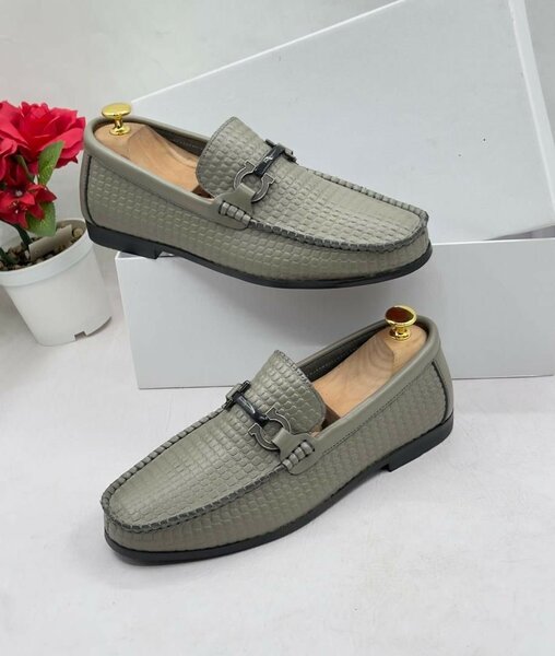 FERRAGAMMO CASUAL SHOE