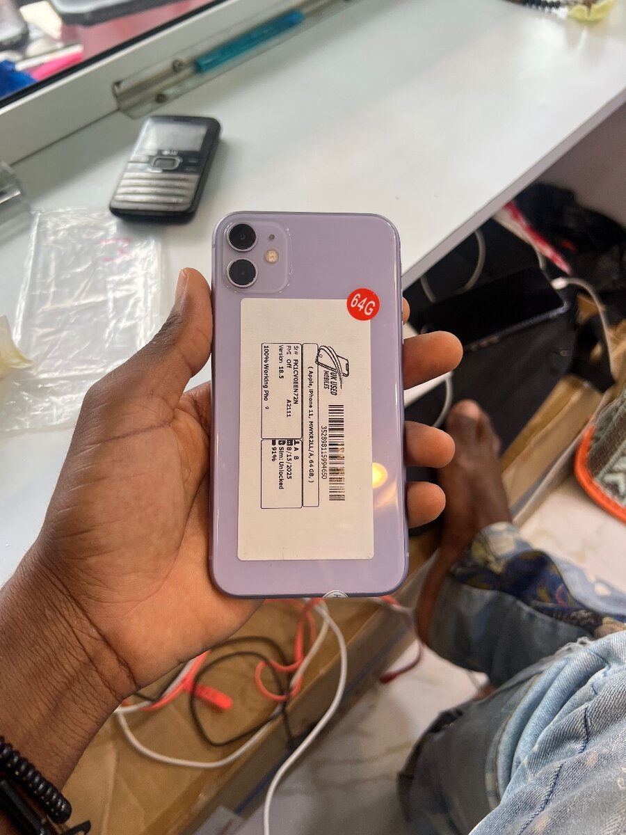 iPhone 64GB Violet