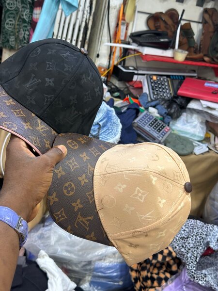 Casquettes tendance en cuir