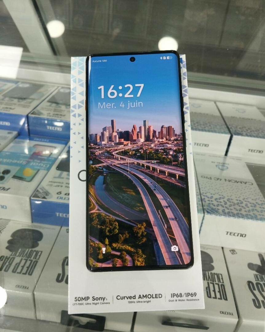Tecno Camon 40 Pro Smartphone