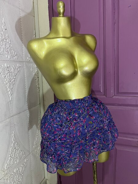 Jupe courte imprimée violette