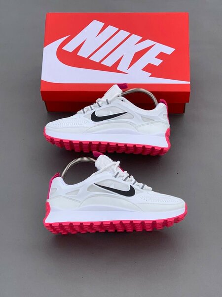 Nike Baskets Blanches Femme