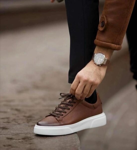 Sneakers en cuir marron