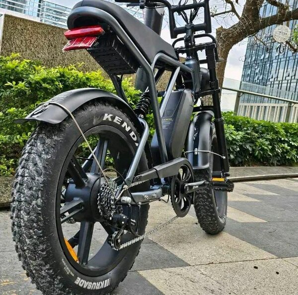 Vélo électrique fat tire tout-terrain