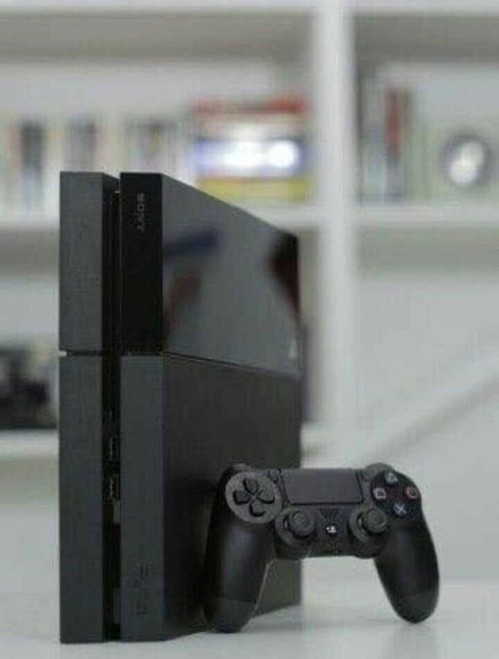 Console de jeu PS4