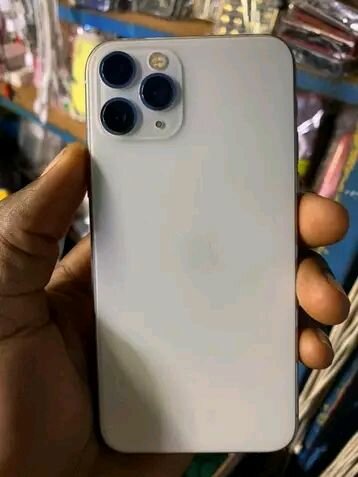 iPhone 11 Pro 64Go