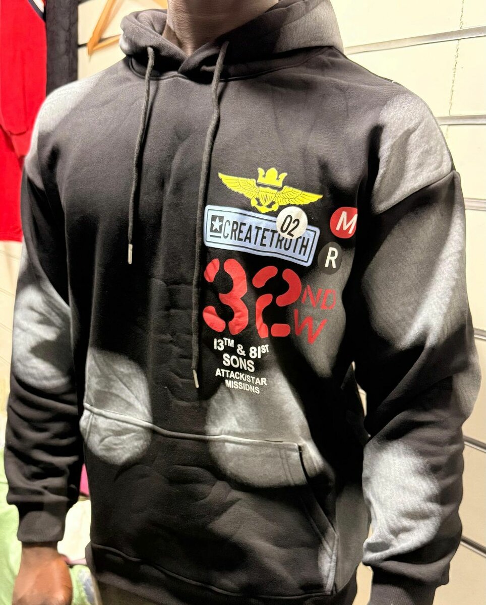 Sweat à Capuche Graphique Homme