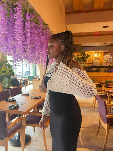 Robe noire élégante femme