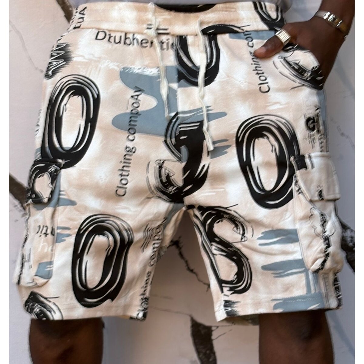 Shorts cargo imprimés modernes