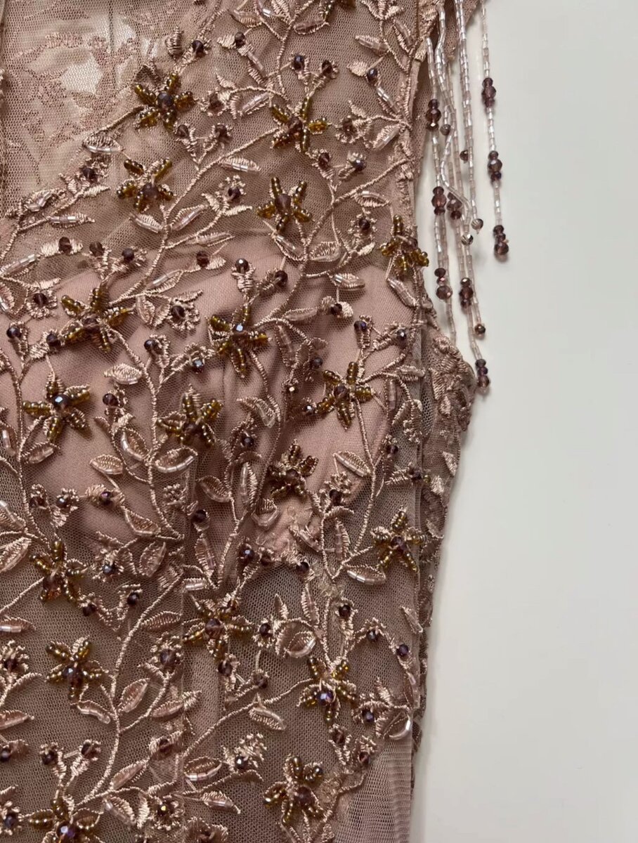 Шикарное вечернее платья