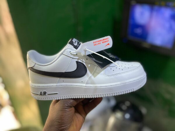 Nike Air Force 1 '07 Blanche/Noir