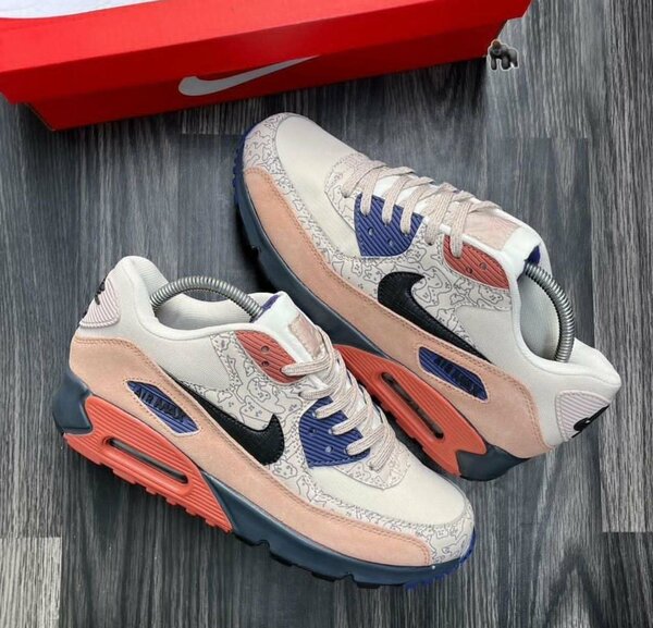 Nike Air Max 90