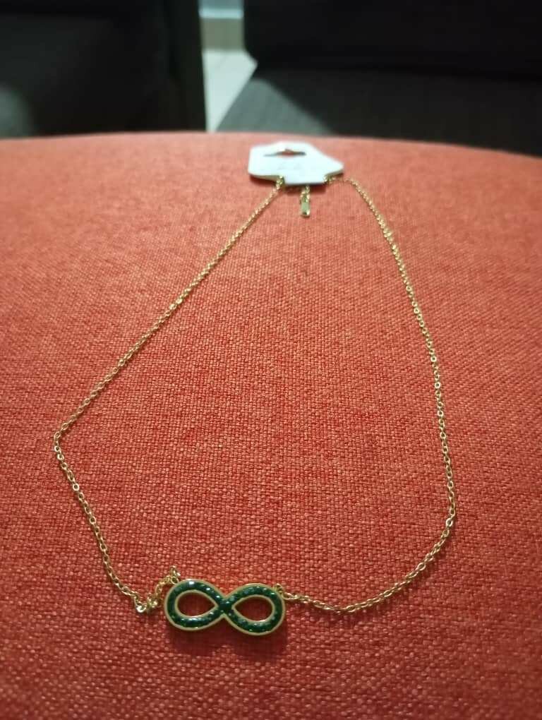 Collier Infini Élégant