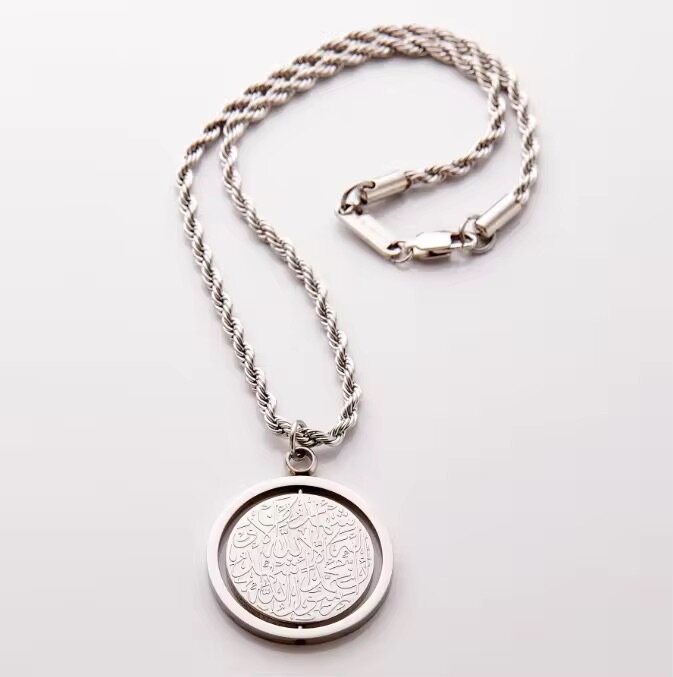 Pendentif décoratif argenté