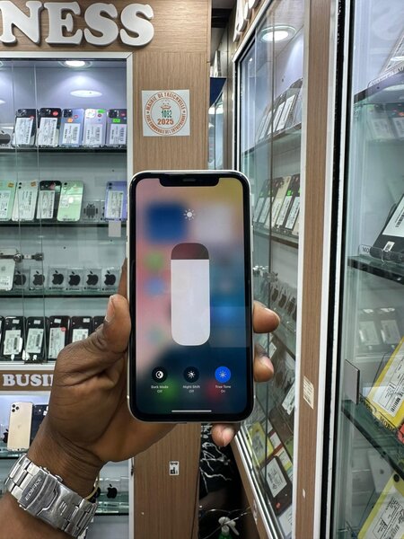 iPhone 11 Blanc 64 Go