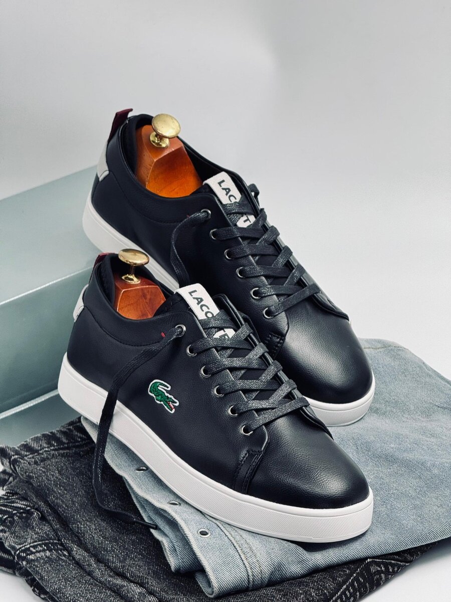 LACOSTE BLACK AND WHITE