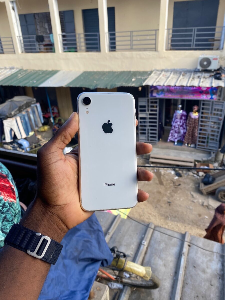 XR iPhone