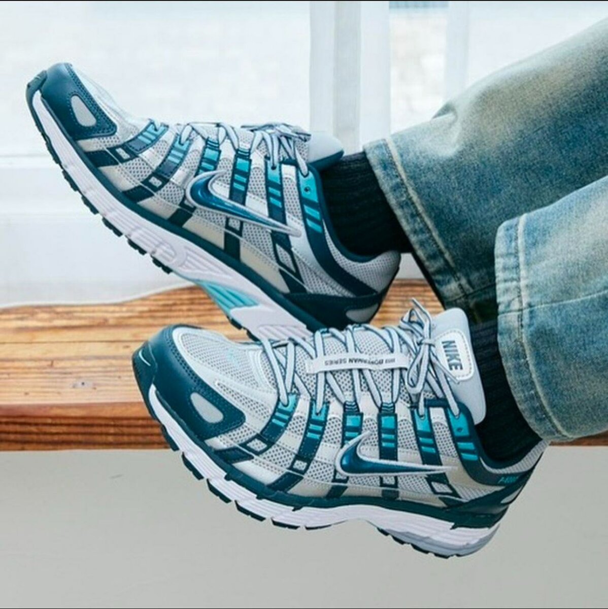 Fashion sneakers