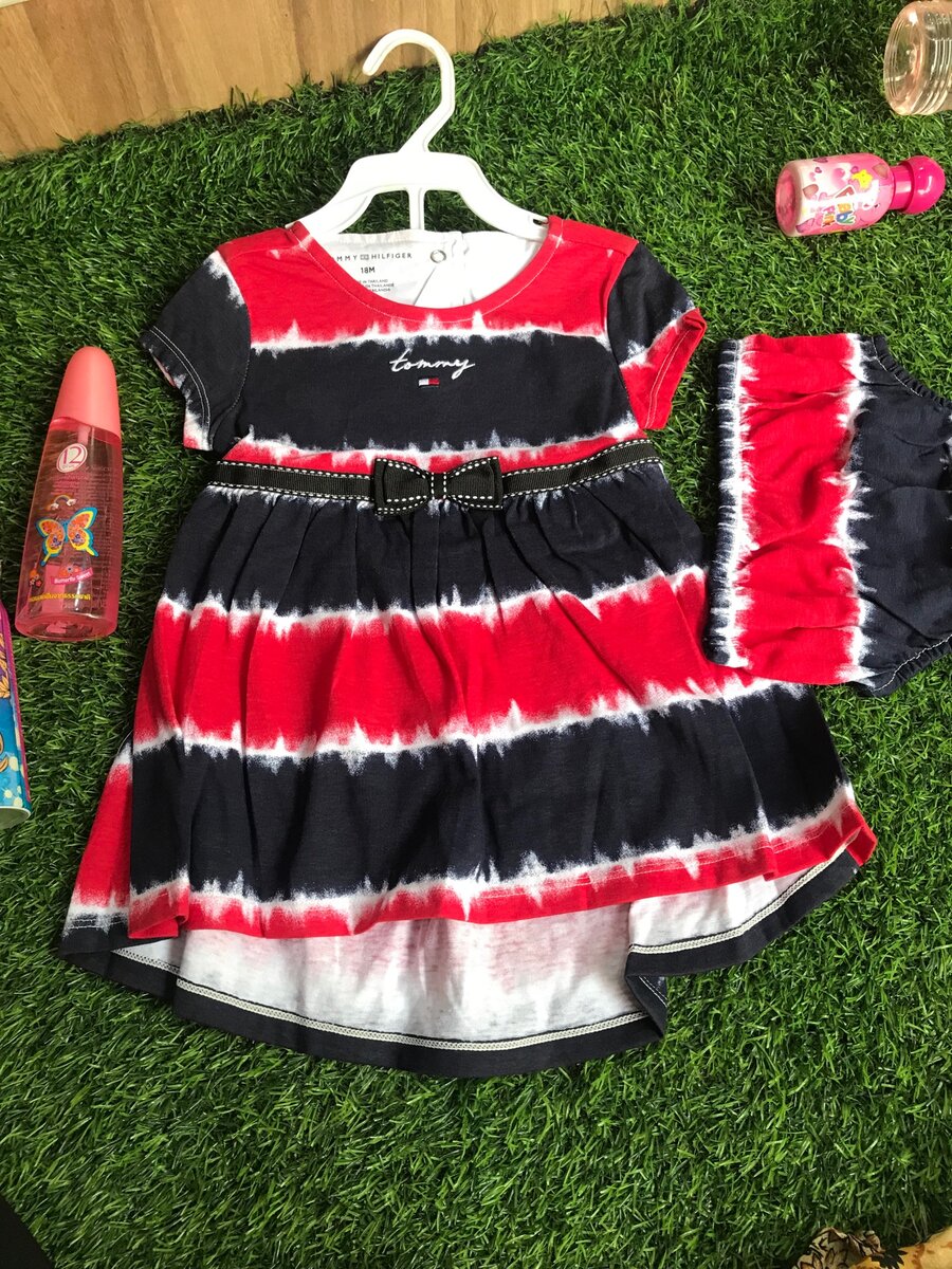 Girls dress
