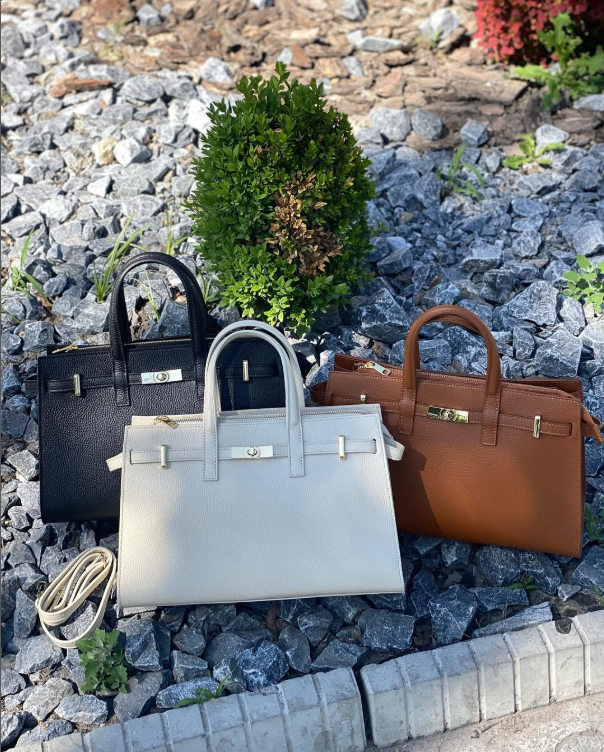 Сумочка-пчёлка из зернистой кожи🇮🇹