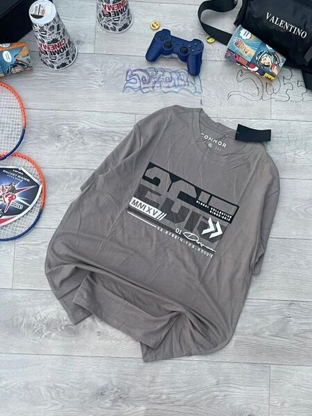 T-shirt homme style décontracté