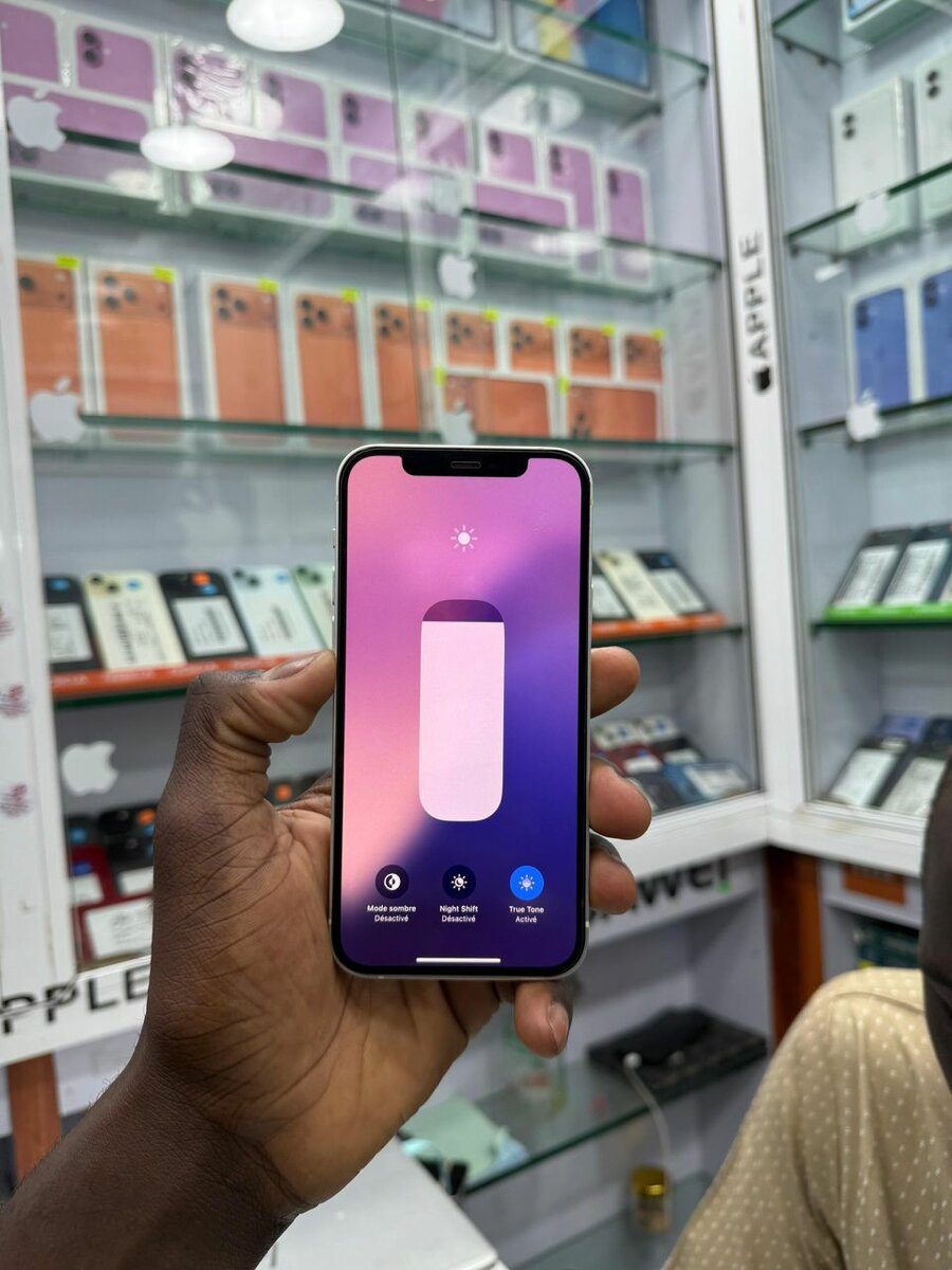 iPhone 12 Blanc 64 Go