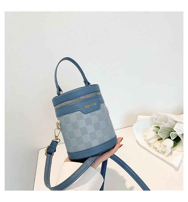 Stylish women's handbag