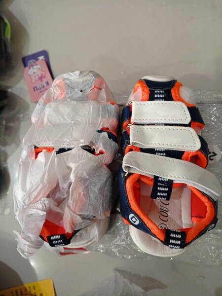 Sandales sport enfant colorées