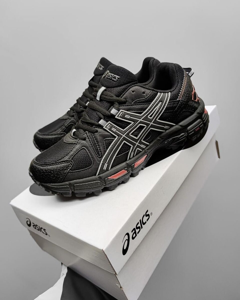 Chaussures de course Asics noires