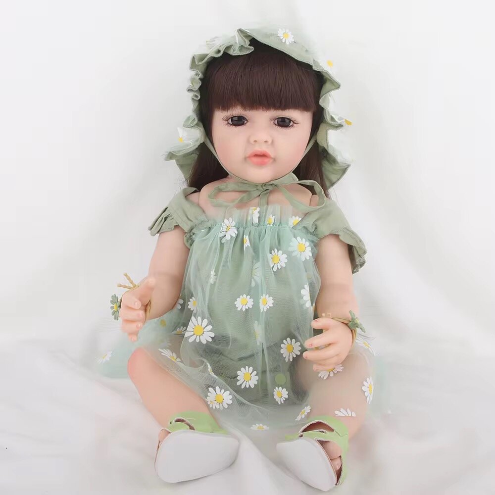 Poupée Bébé Réaliste en Robe