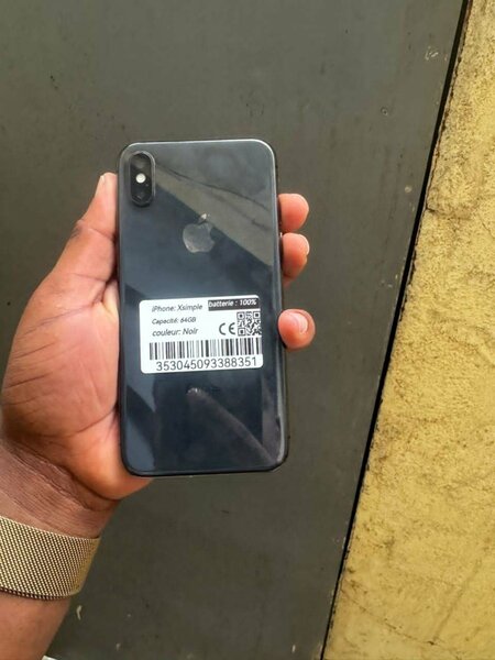 iPhone X Noir 64Go