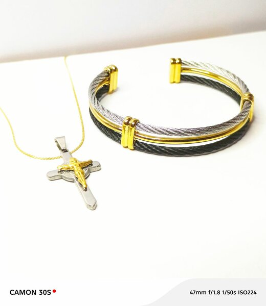 Bracelet et Pendentif Croix