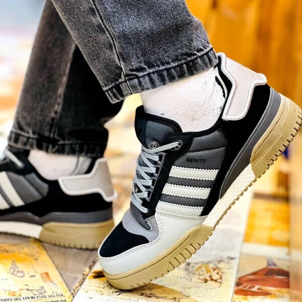 Baskets modernes en cuir