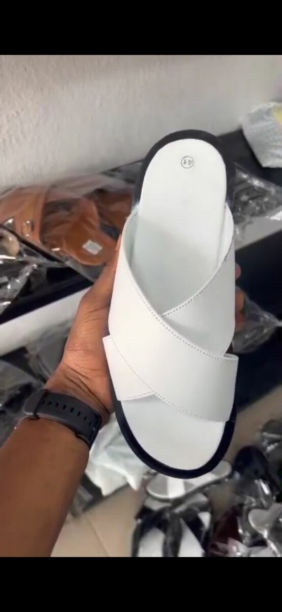 Claquettes croisées unisexes