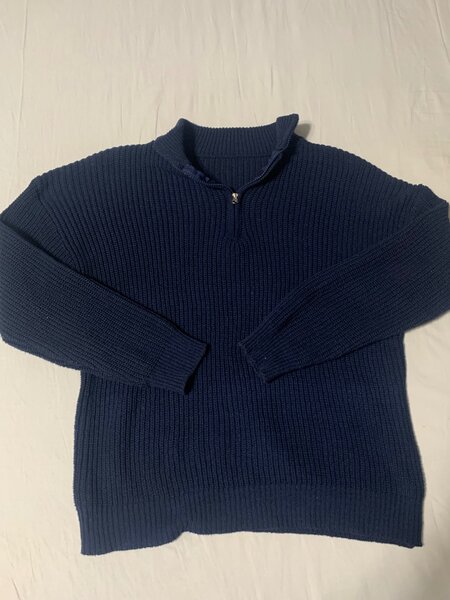 Свитер-полузамок