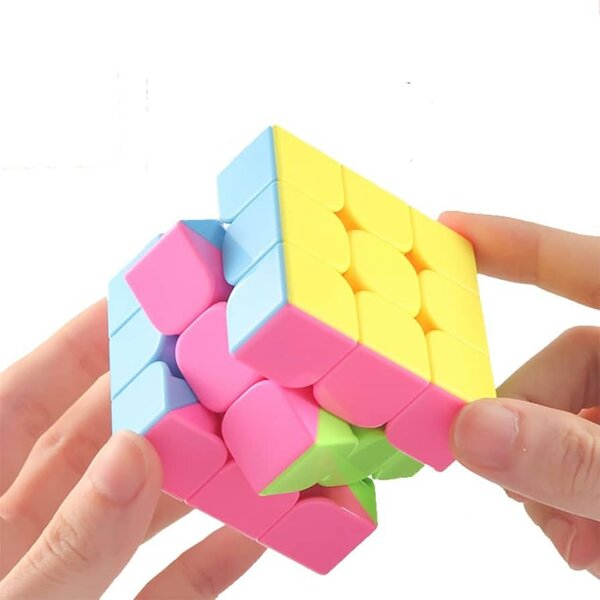 RUBIKS CUBE