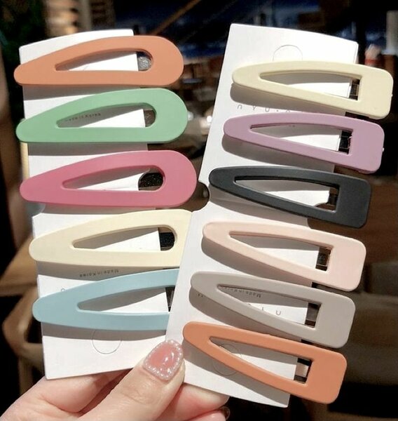 Lot de barrettes colorées