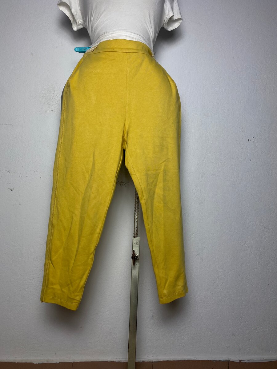 Pantalon jaune chic femme