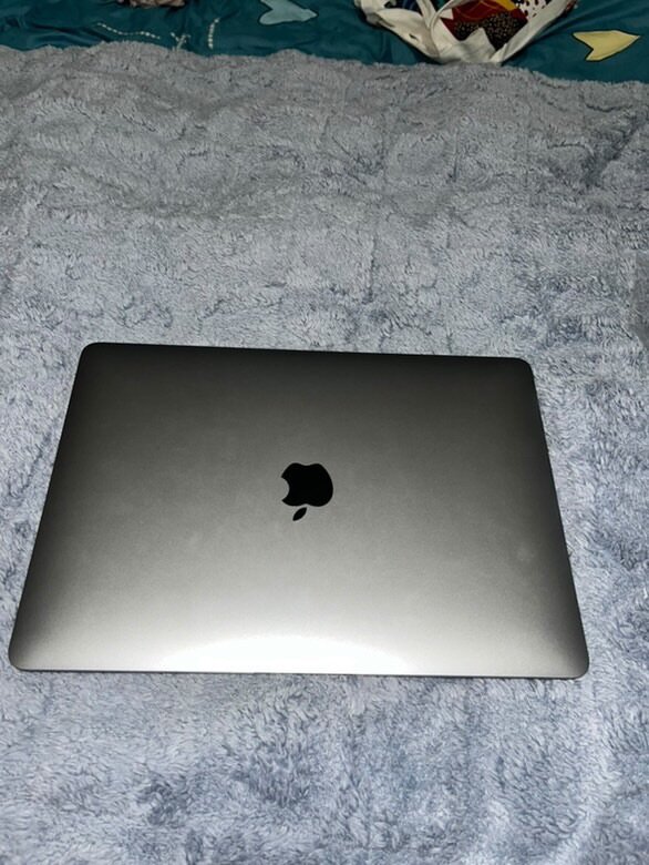 MacBook M1