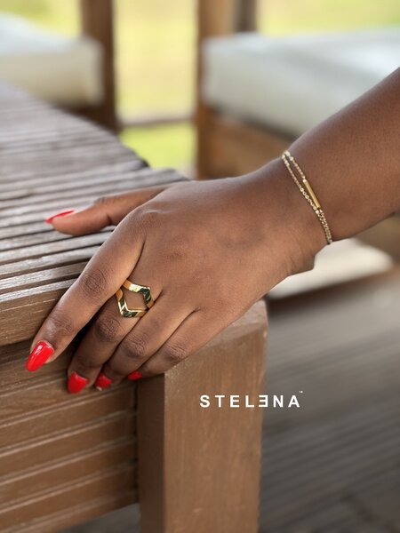 Bague élégante en or