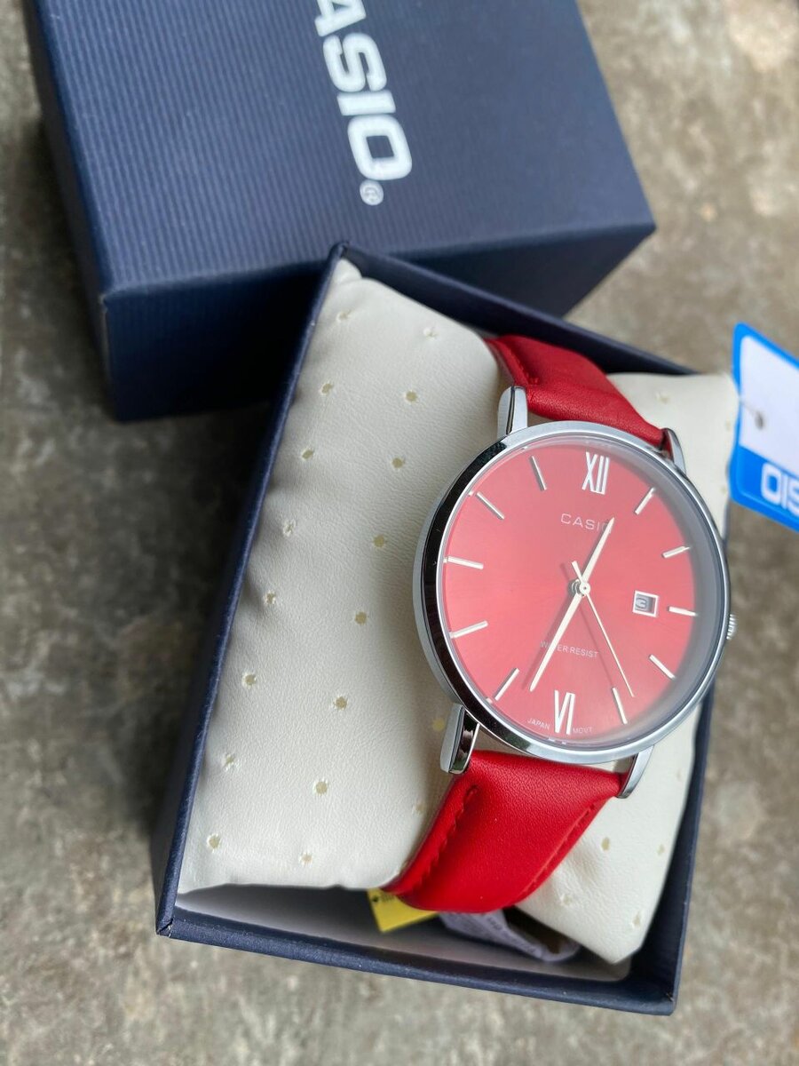 Montres élégantes Casio classiques