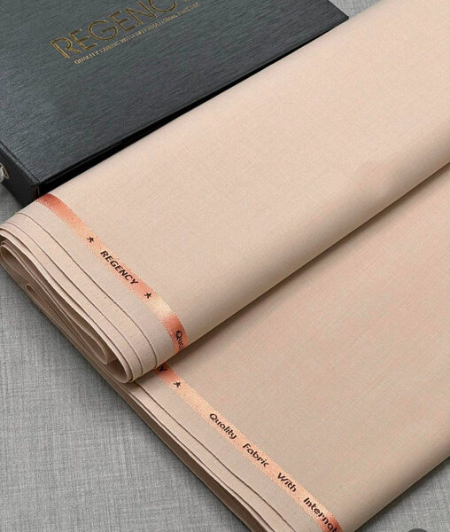 Tissu en 360 et en brode