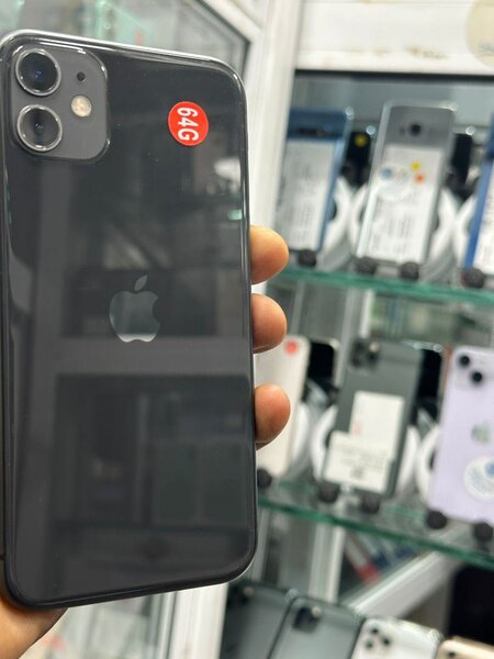 iPhone 11 Simple 64G Quasi Neuf