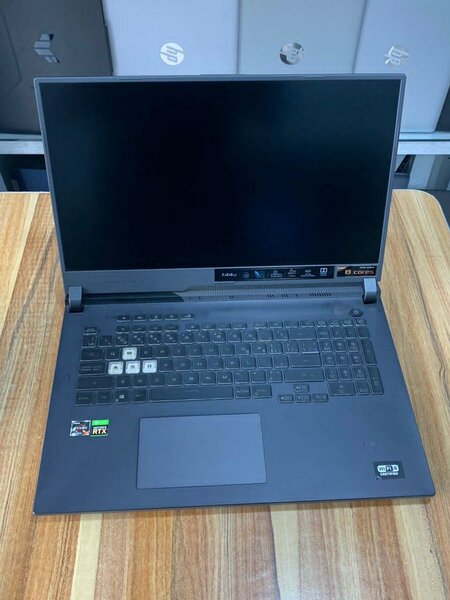 Asus Rog strix Ryzen 7