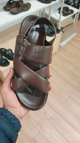 Sandal